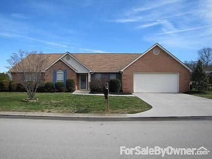 3rd image of 221 Manchester Dr