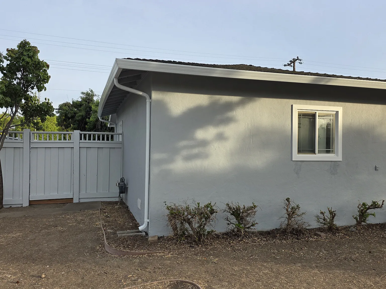 3 bed, 1400 sqft, $5,250 — Photo 3