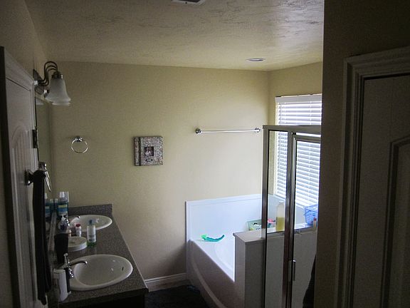 5th image of 389 W Indian Summer Dr