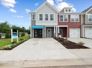 3 Starlake Rd, Simpsonville, SC 29681