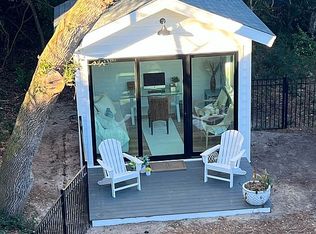 109 Page Pl, Emerald Isle, NC 28594