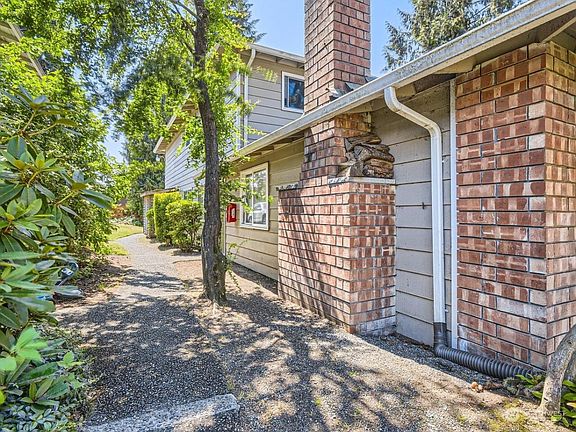 3rd image of 7801 Timber Hill Dr APT B