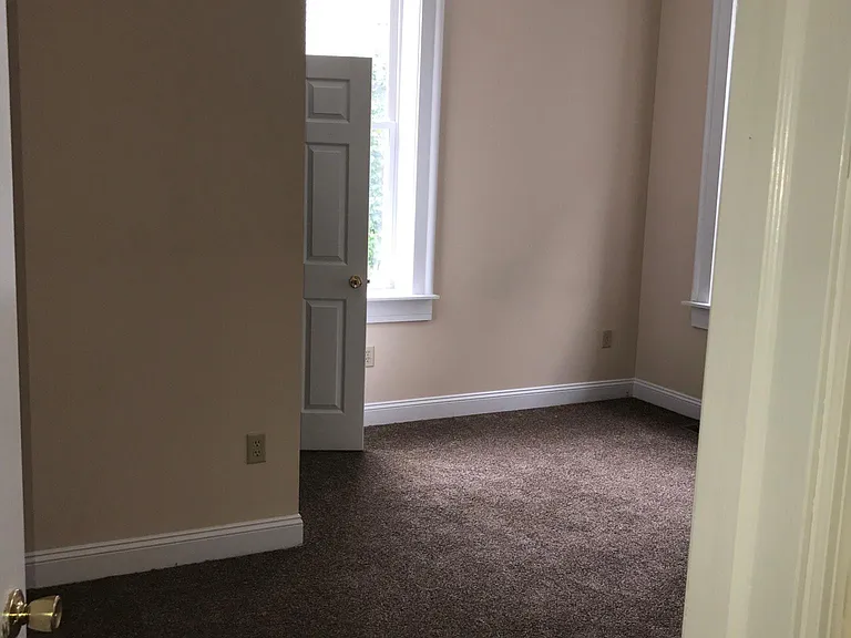 2364 W Clifton Ave #2 — Photo 3