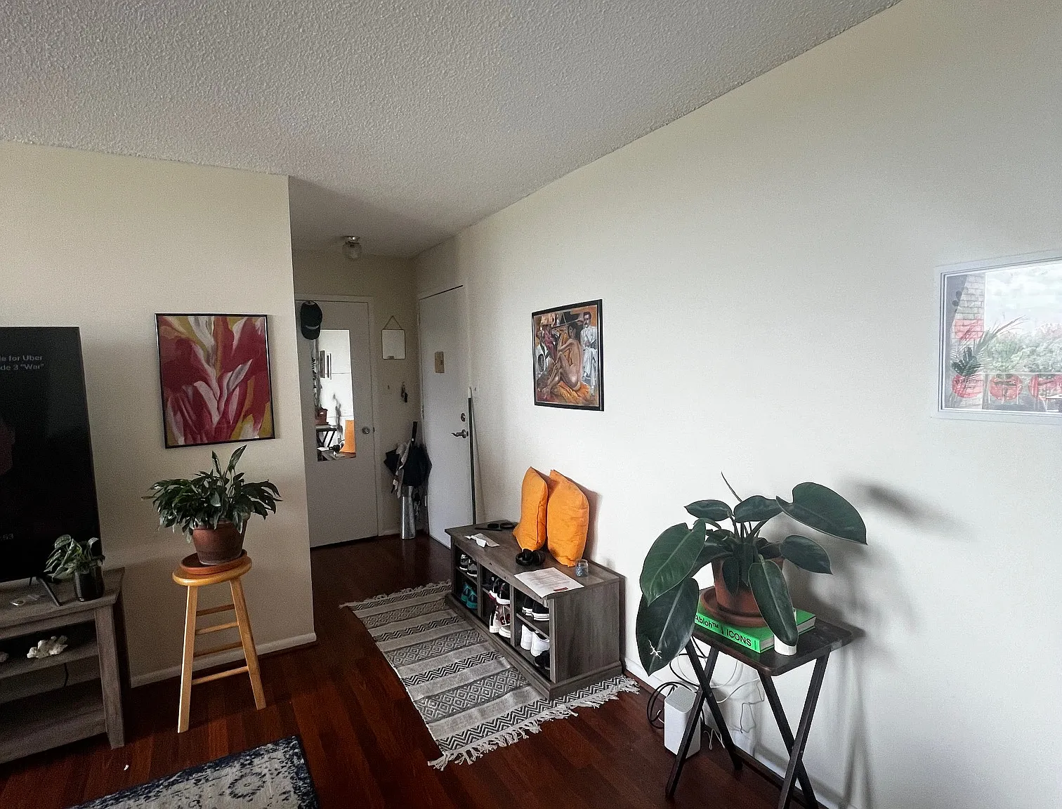 2 bed, 928 sqft, $2,200 — Photo 2