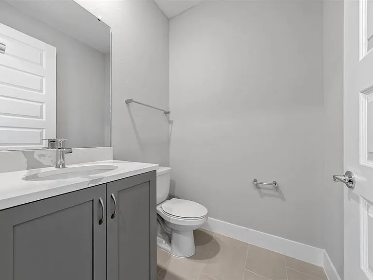 7845 Spectrum Dr — Photo 14