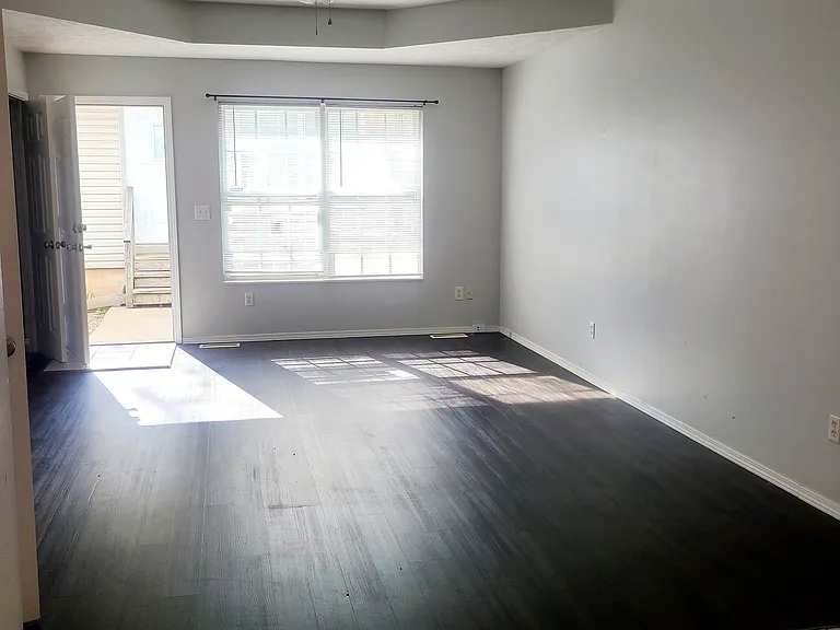 1308 W Nichols St #B — Photo 11