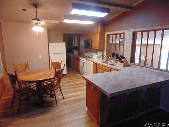 3rd image of 1340 E McVicar Ave