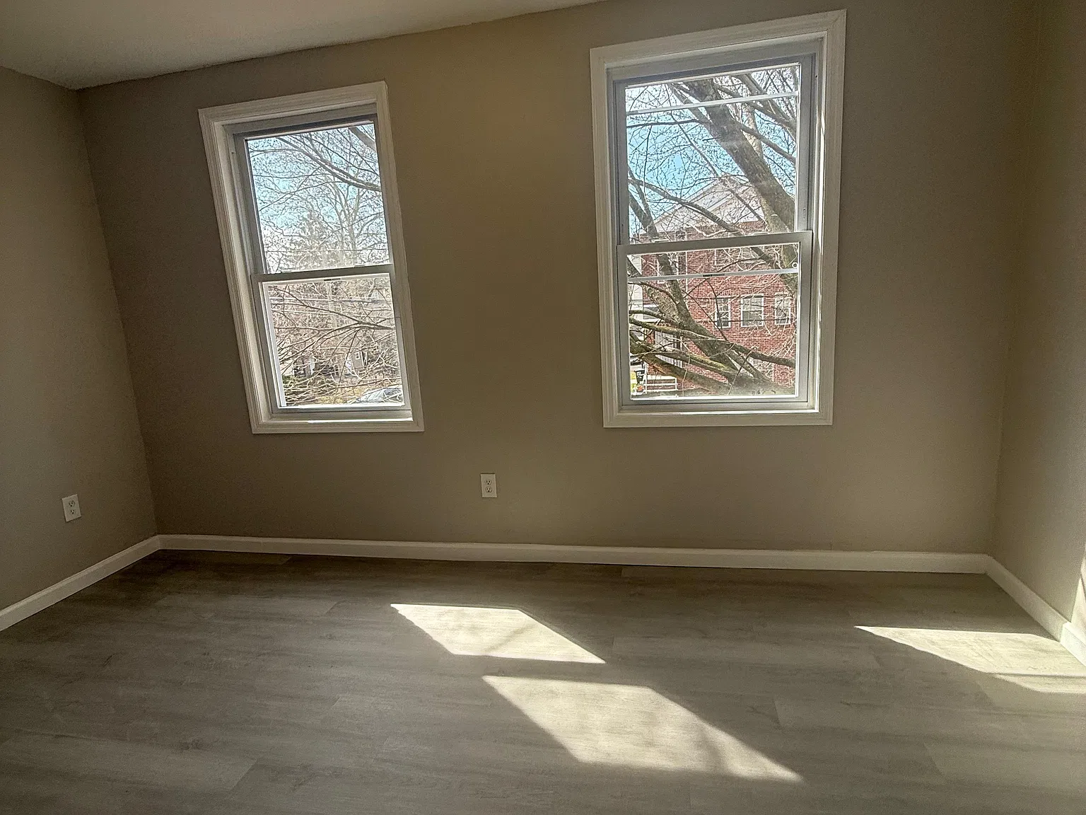 3 bed, $2,200 — Photo 4