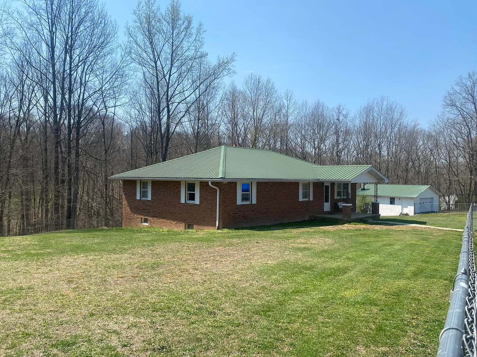 281 Harrison Rd photo 1