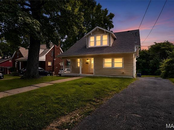 3rd image of 16 Miller Pl