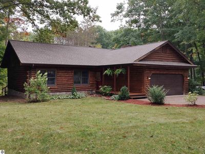 3354 Lamp Post Ln, Traverse City, MI, 49685