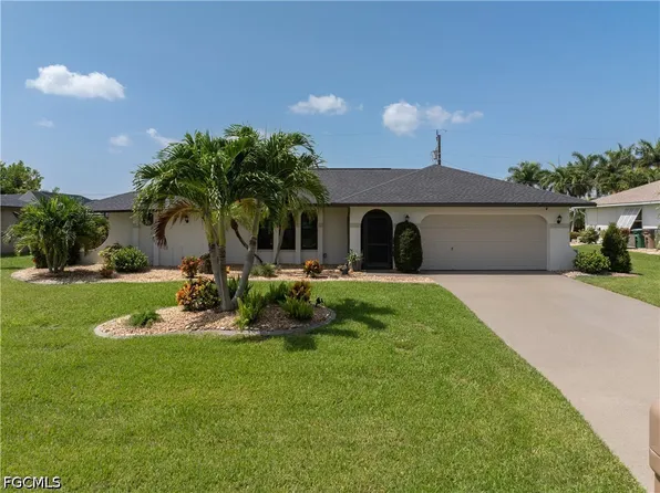 818 El Dorado Pkwy W, Cape Coral, FL 33914