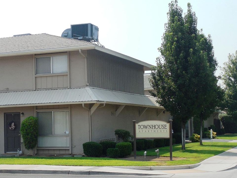 1st image of 923 Minnewawa Ave