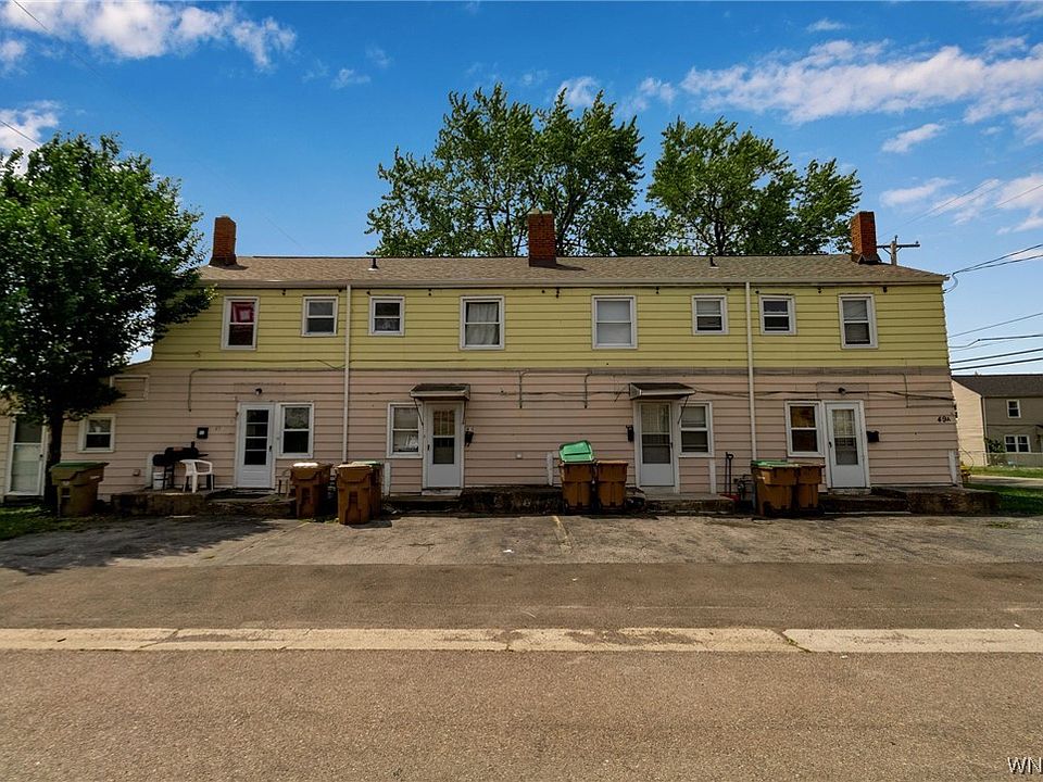 1st image of 49 Glenwood Ct