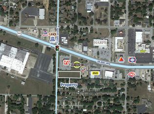 S Elm St, Siloam Springs, AR 72761