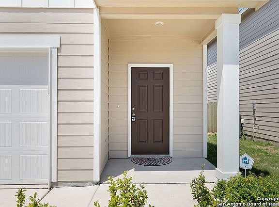 5th image of 14339 Elkhorn Dr