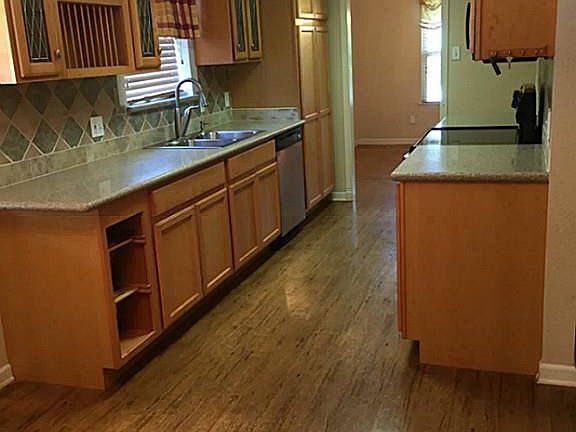 5th image of 3315 Dominique Dr