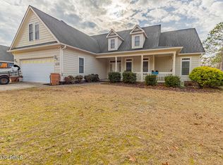 419 Pinnacle Pkwy, Hampstead, NC 28443