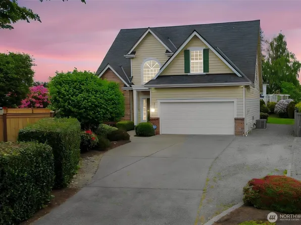 2113 12th Ave NW, Puyallup, WA 98371
