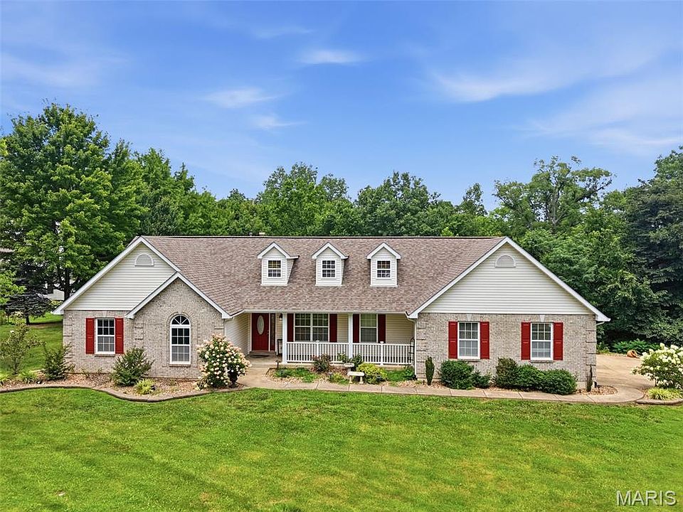 1st image of 119 Saint Marys Ln