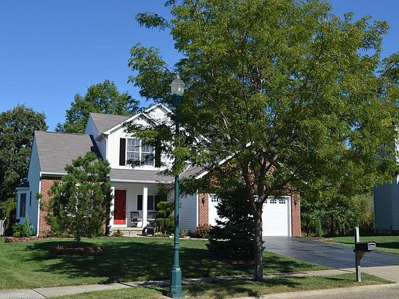 3rd image of 503 Allis Pl W