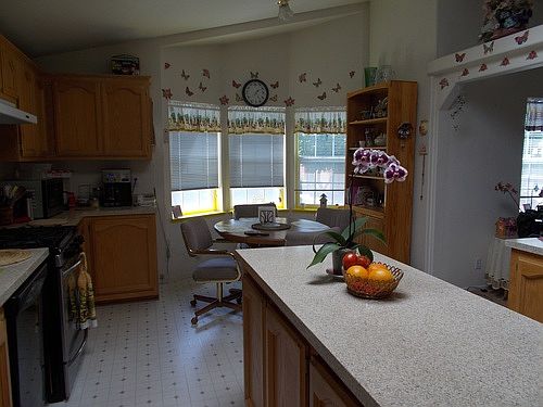 4th image of 706 Mill Stream Dr