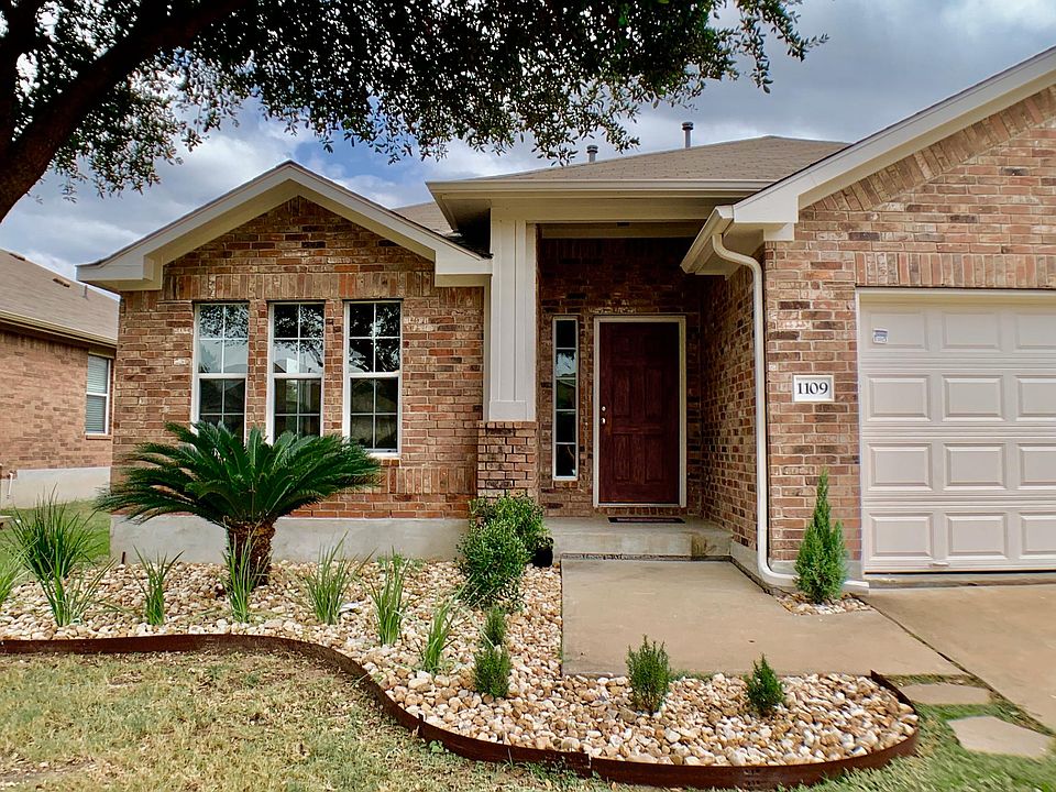 1st image of 1109 Alexandria Way