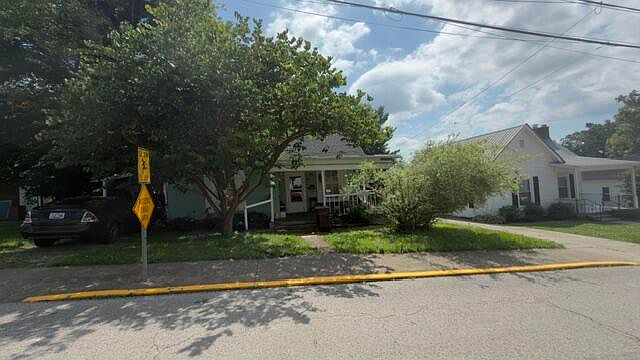 1st image of 305 N Maple St