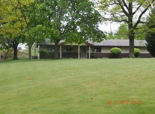 66438 Big Hill Rd, Sturgis, MI 49091