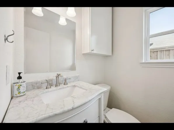 9346 Highedge Cir, Dallas, TX 75238