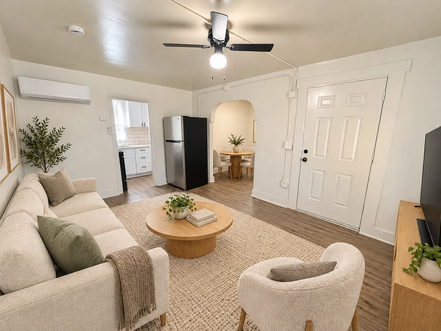 Two Months Free - Updated 1 Bed 1 Bath Unit In Downtown Slc! — Photo 2