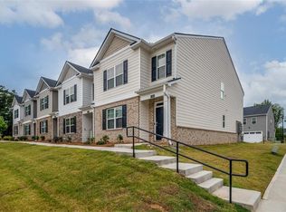 720 Aura Trl, Lawrenceville, GA 30045