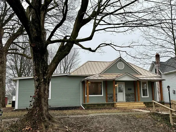 126 E North St, Delphi, IN 46923