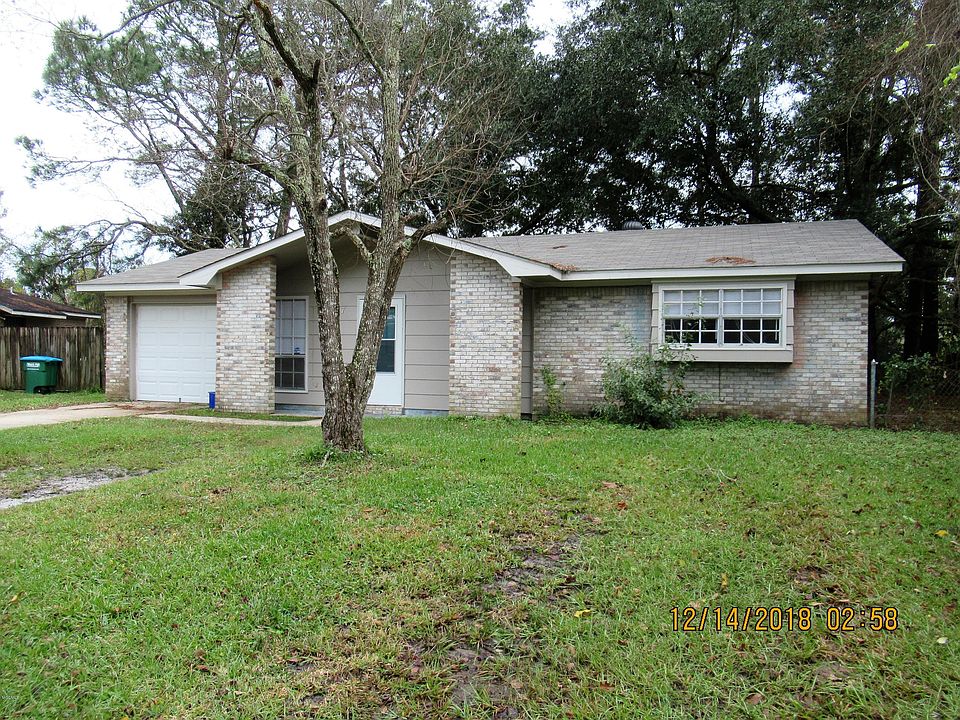 1st image of 2517 Parkdale Cir