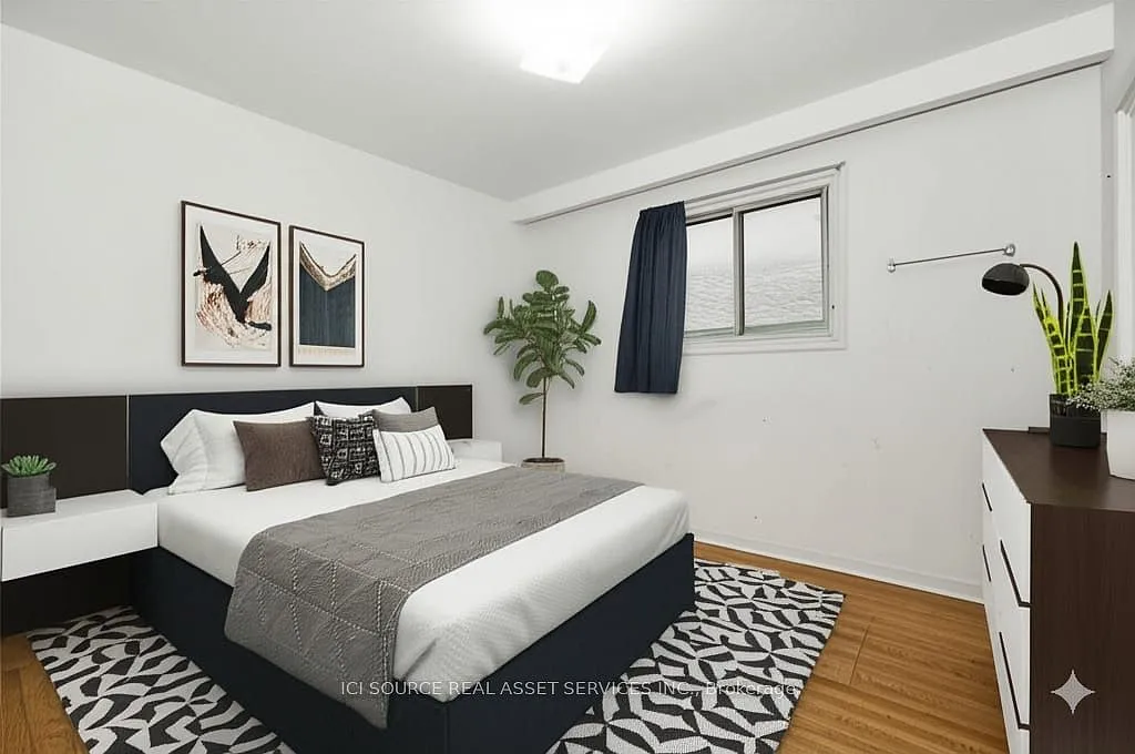 6 bed, $4,000 — Photo 2