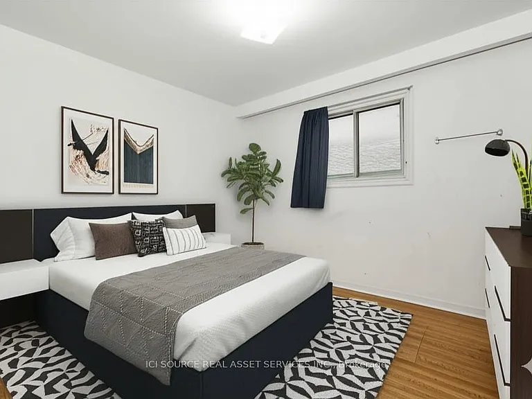 117 Firgrove Cres #MAIN FL — Photo 2
