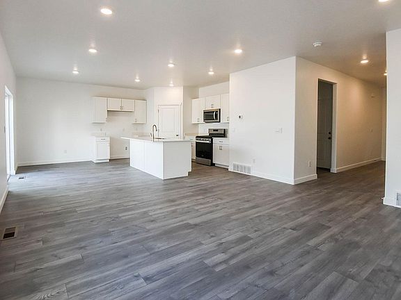 5th image of 1172 Ballast Ln