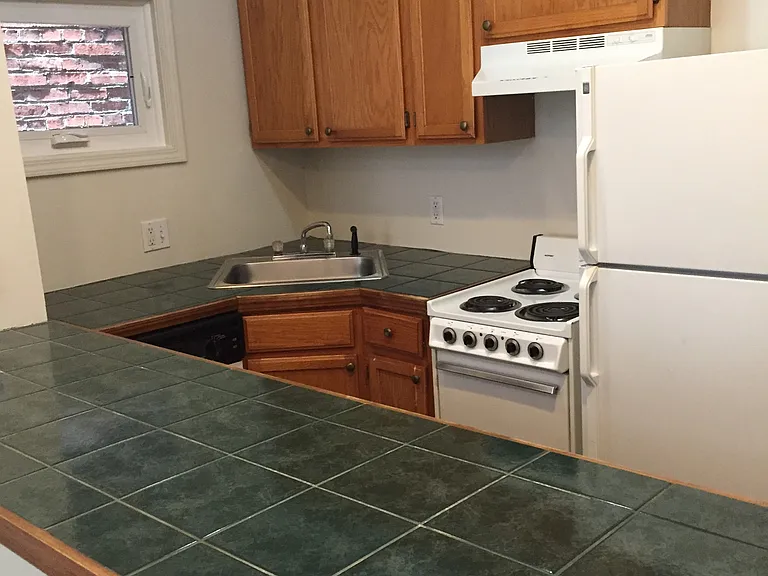 Walnut Place — Photo 5