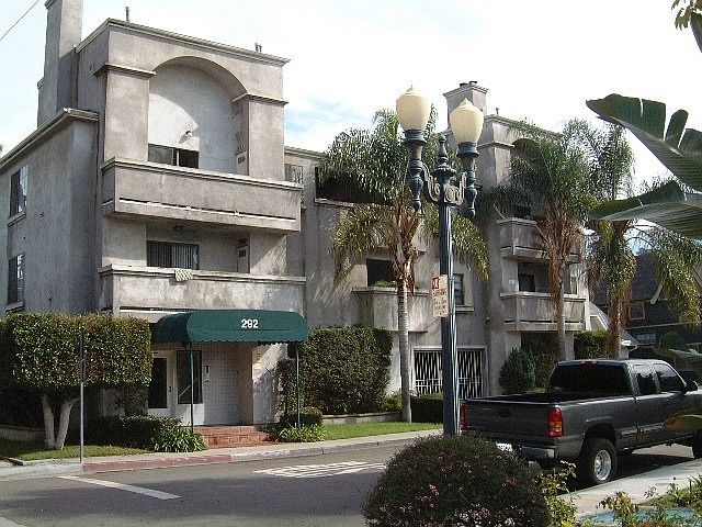 1st image of 292 N Lowena Dr APT 302