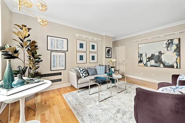 Sold by Compass | media 3