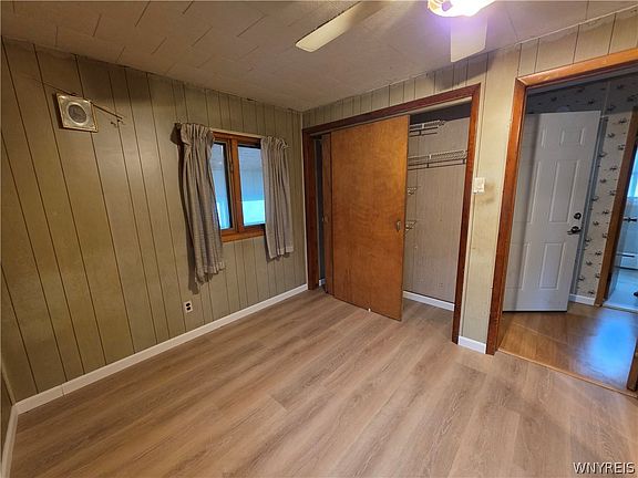 4th image of 21 Rutland Ave