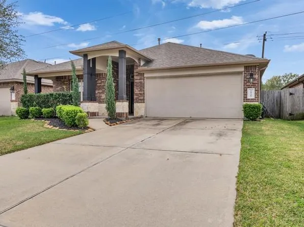 2939 Canadian Goose Ln, Baytown, TX 77521