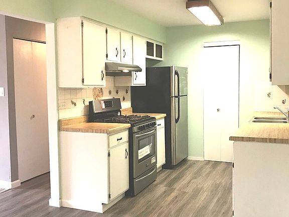 4th image of 515 Kiowa Dr APT 201