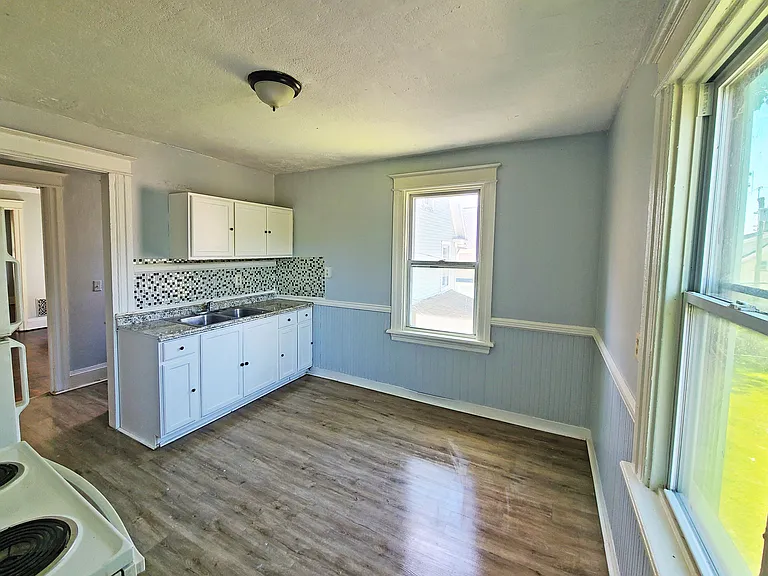 192 Bartlett St #192 — Photo 13