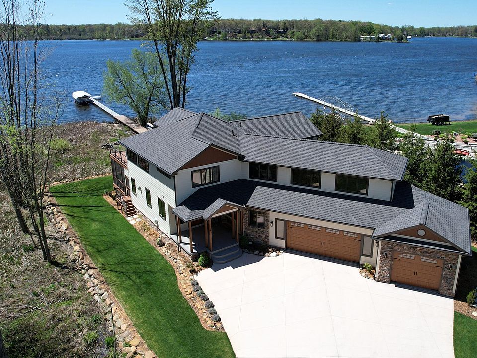 1st image of 5840 Edgelake Dr