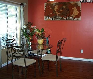 3rd image of 813 Tollis Pkwy #6