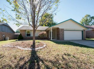 209 E Waco St, Broken Arrow, OK 74011