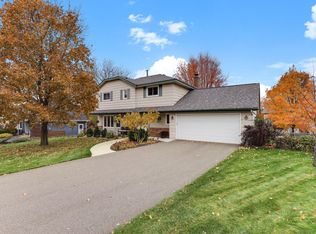 609 Chicago Dr, Burnsville, MN 55306