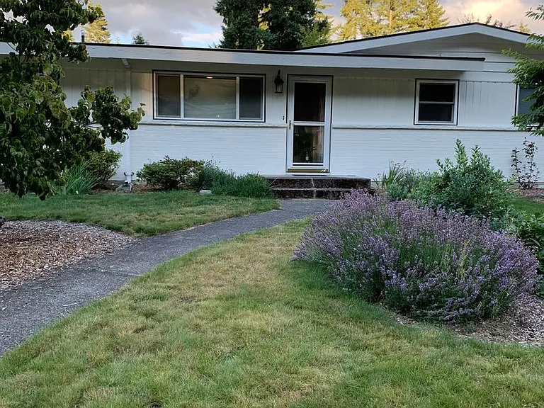 2644 153rd Ave SE — Photo 2
