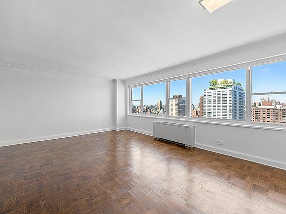 5th image of 215 E 68th St APT 32I